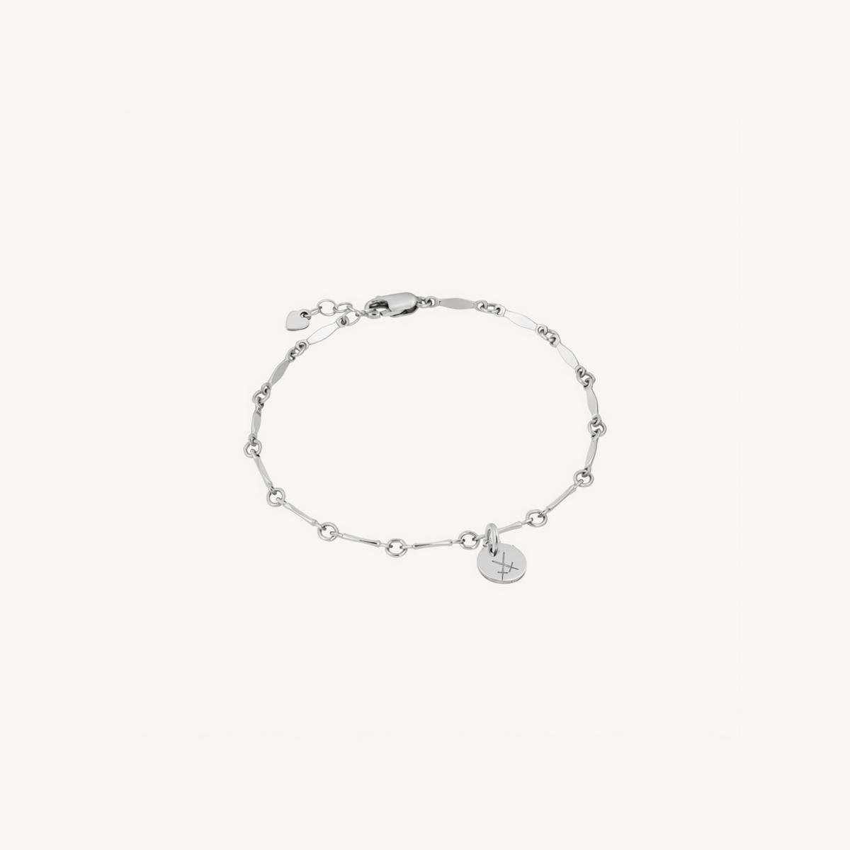 Newcastle Knights Engravable Circle Charm Bracelet - LIMITED EDITION - Silver