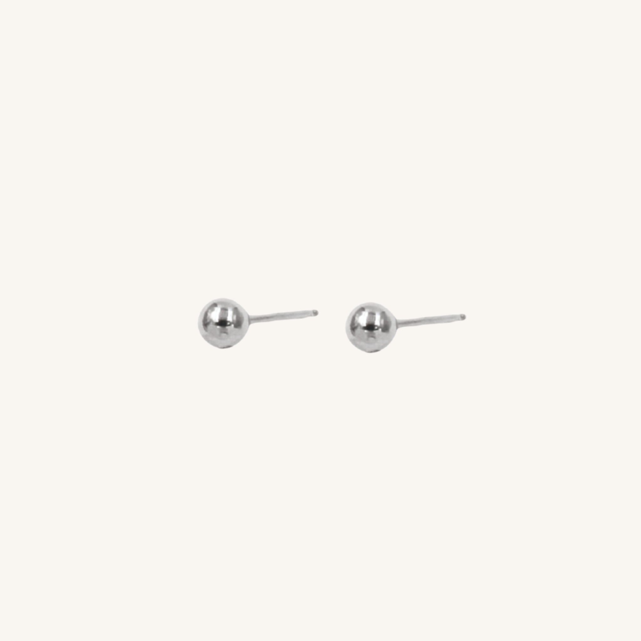 Minimal Ball Stud in Silver on a white background